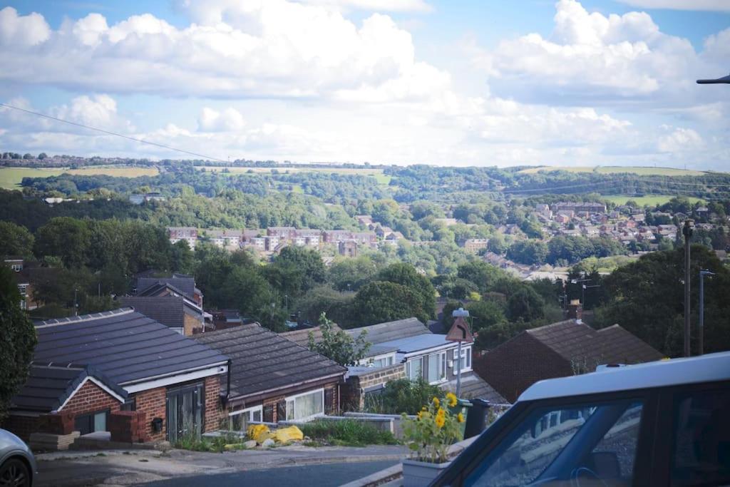 Luxurious Detached Bungalow Batley Exterior foto